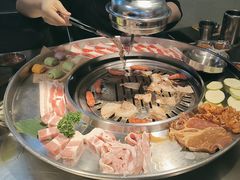 -哈哈碳都·牛肋条无限自助烤肉(宝龙店)