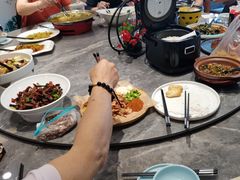 -有红鸡毛店·川菜(建设路店)