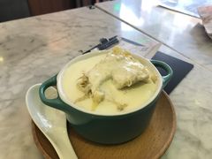 榴莲蛋白炖鲜奶-发记甜品(豉油街店)
