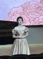 -衣贝姿婚纱礼服馆