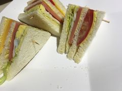 -隆隆金大茶楼(地王广场店)