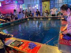 -钳真多钓虾馆·小龙虾海鲜烧烤(九六广场店)