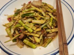 -小洞天柴火土菜馆