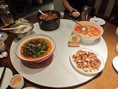 -万重锦·人文川菜馆(骡马市店)