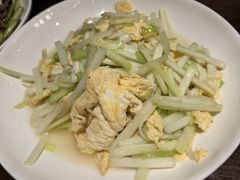 -阿峰饭店·本地土菜馆·农家土鸡煲·一品神仙鸡(报福店)