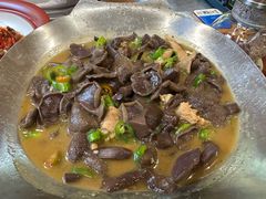 干锅牛肝菌-三宝别院·村宴