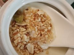 -汗腾格里·风味餐厅(新疆驻京办店)