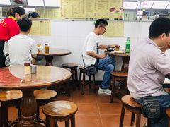-陈光记烧腊店(罗保博士街店)