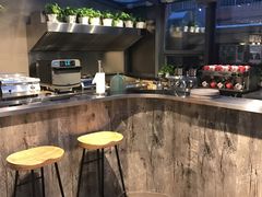 -HIGH FIVE哈福手工汉堡(桂林路店)