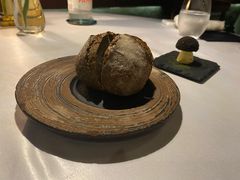 餐前面包配蘑菇粉黄油-三嚥阁 La Villa Restaurant