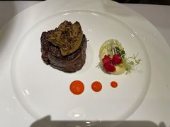 菲力牛排配香煎鹅肝-王品台塑牛排(成都万象城店)