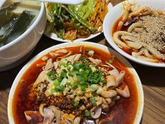 -中和裴氏蹄花(府河路店)