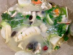 气锅鱼-姚记抚仙湖石锅鱼庄