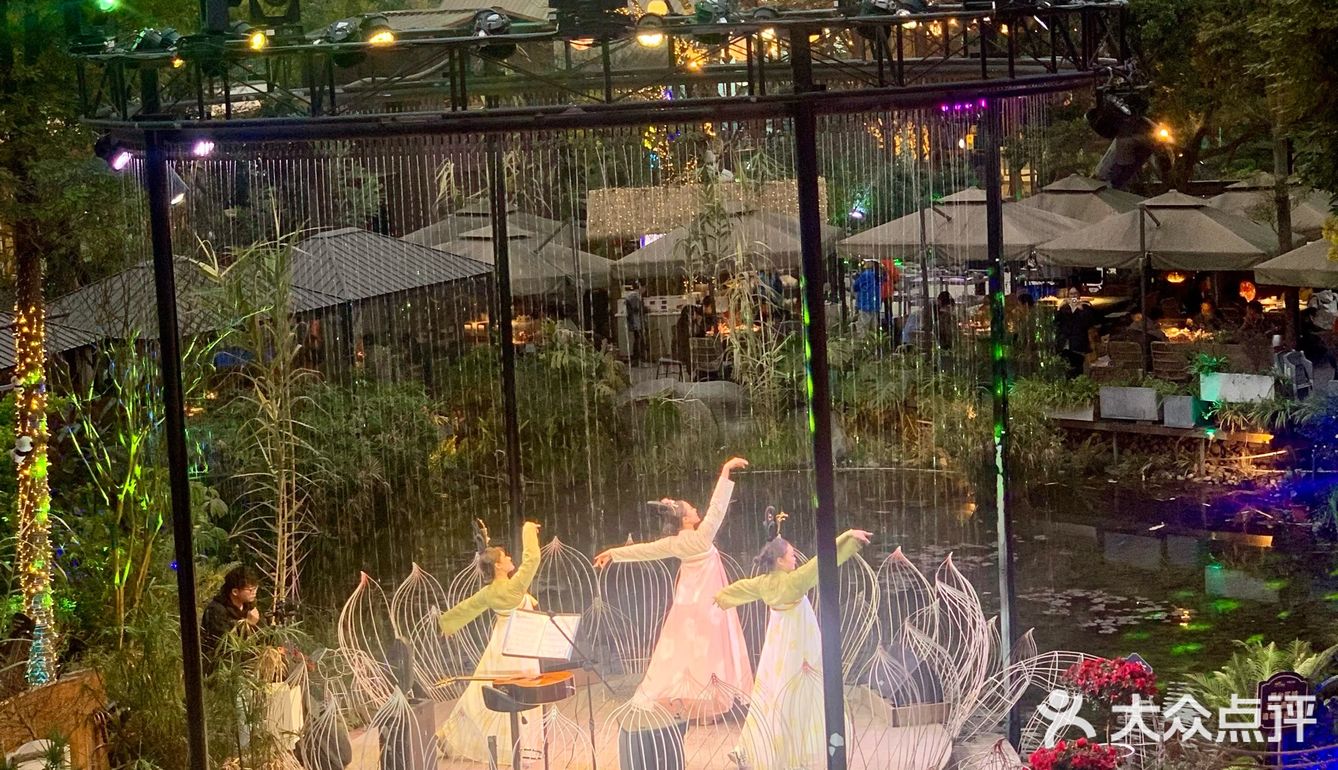 电子科大！湖光梦影茅歌水韵喊你吃火锅儿！