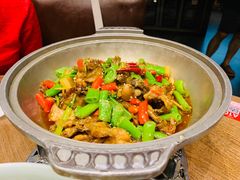 香锅牛蛙-辛香汇(飞洲店)