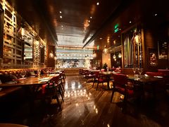 -恰餐厅及酒吧 CHAR Bar & Grill (北京丽都皇冠假日店)