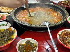 -烧哥美蛙肥肠鱼火锅·十五年社区店