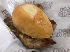 -L猪扒包(天河购书中心店)