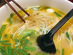 秀才米线-茶花妹子云南餐厅(传媒大学店)