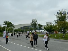 -东方体育中心(地铁站)