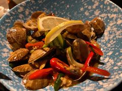 云南小椒鲜爆花甲-魔厨私房菜(观音桥店)