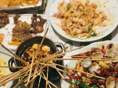 -寂寞的豆芽 烧烤酒场(丽景店)