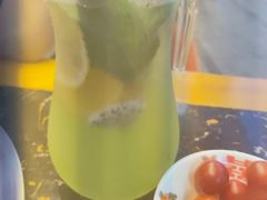 -憨孃孃·重庆老火锅(红山黑金店)