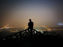 -鬼笑石后山停车场