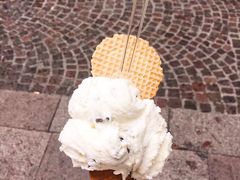 -文艺复兴百货(米兰大教堂广场店)