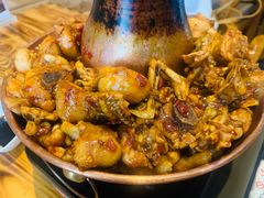鸡蛙拼-小V家秘制火锅鸡(钟源小区店)
