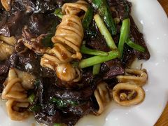 红蘑炒海兔-高晓山馅饼店(牛庄百年店)