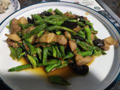 西湖小炒肉-随意茶庄·地道杭帮农家菜(梅家坞店)