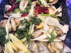 -老东镇啤酒屋海鲜加工·蒸汽海鲜·海鲜烧烤(台东店)