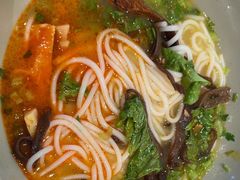 -百春原湖南牛肉粉(百联世纪店)