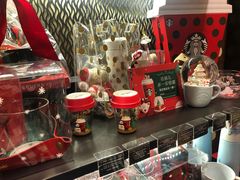 零售区-星巴克臻选(广州沙面店)