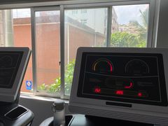 -RM GYM健身私教馆(白云元立方创意园店)