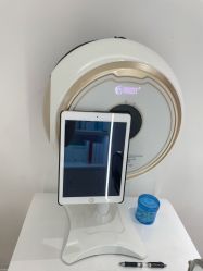 -苗方清颜痘肌研究所