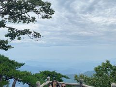 -罗田薄刀峰风景区