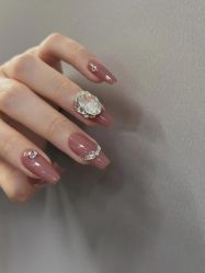-HUII NAIL绘京美甲美睫会馆