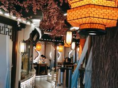 -荷塘秋月·本帮江浙菜(国权路店)