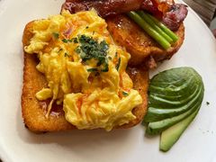 -Common Table · Brunch & Coffee