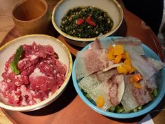 -吃饭皇帝大土家民族菜(正大广场店)