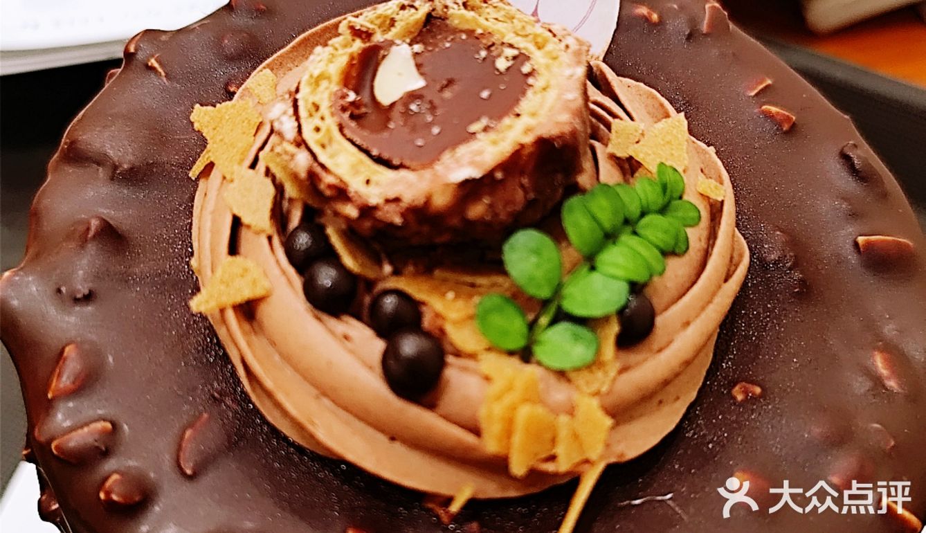 🍰:Three PM梦龙脆皮巧克力🍫蛋糕