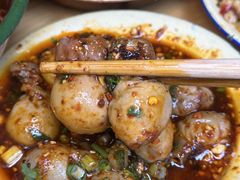 -拈签一笑黄牛肉辣卤串串