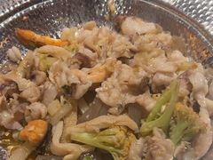 -小鱼小牛·鱼牛干锅·脆鱼火锅(世欧广场店)