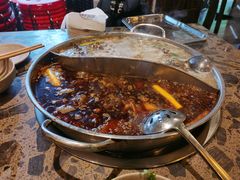 -肖肖酸萝卜鱼火锅(总店)