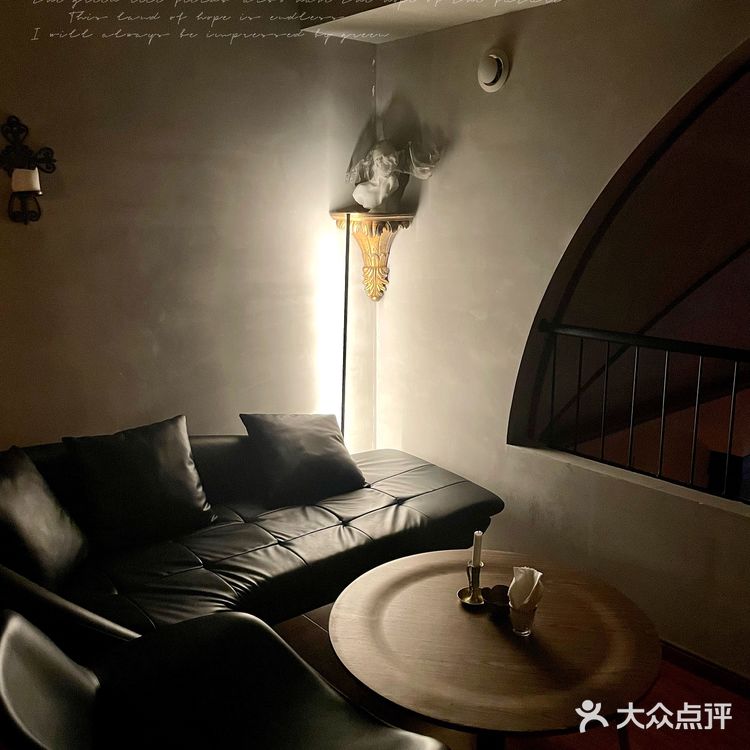 成都探店|快来探寻古堡酒吧的神奇秘密🕍