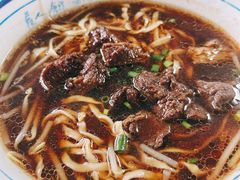 牛肉面-长人馄饨铺(解放街店)