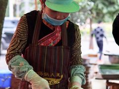 -汤锅大王(新平曹苏黄牛汤锅有限公司)