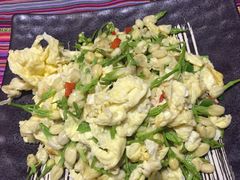 -香巴拉云南餐厅(华莱坞店)